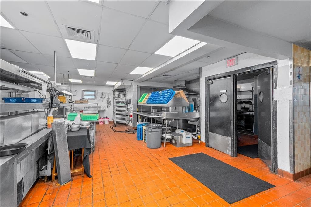 2099 Post Road - Photo 4