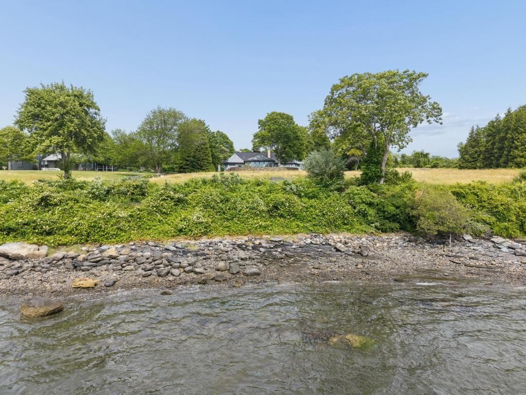 683 Neck Road - Photo 5