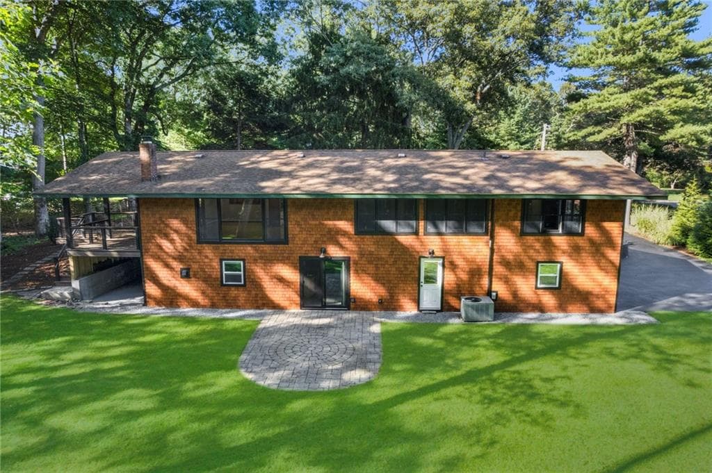 200 River Farm Drive - Photo 5
