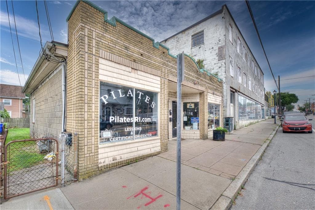 257 Warren Avenue - Photo 2