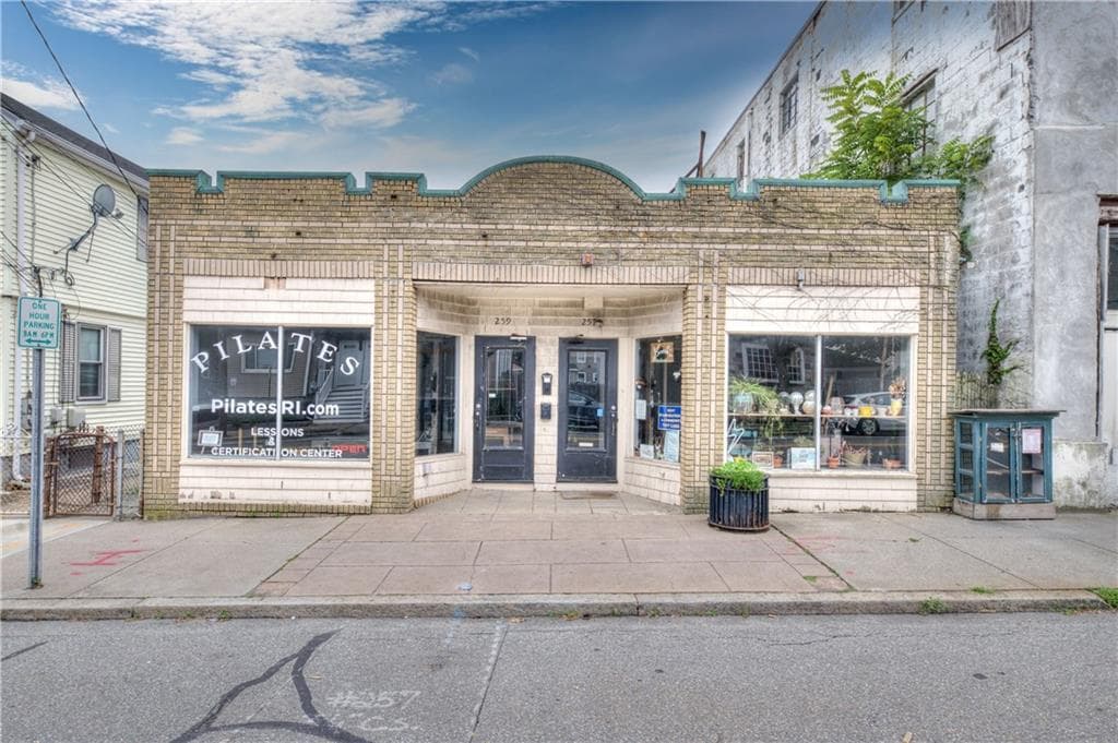 257 Warren Avenue
