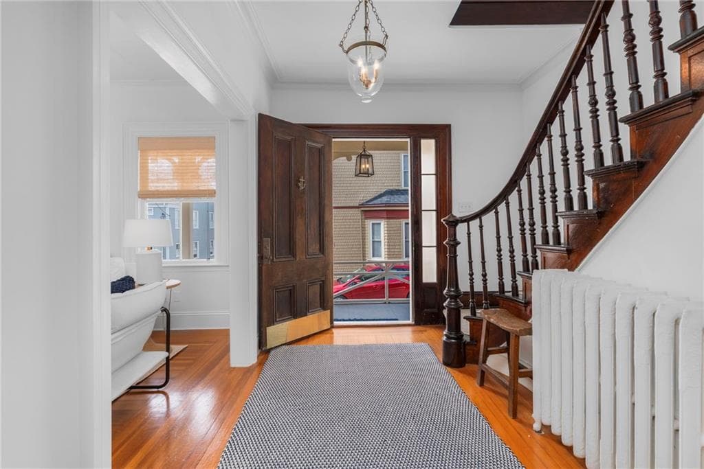 46 Corne Street - Photo 3