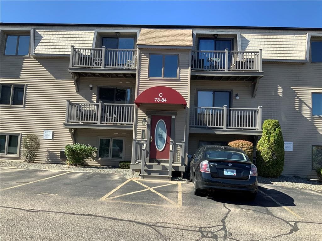 74 Village Court #74 - Photo 2