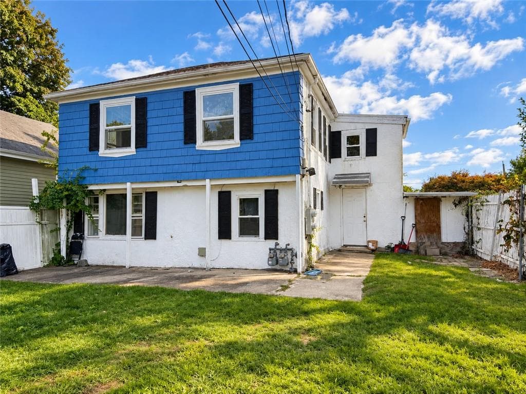 84 Seamans Street