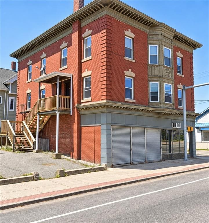 398 Broadway