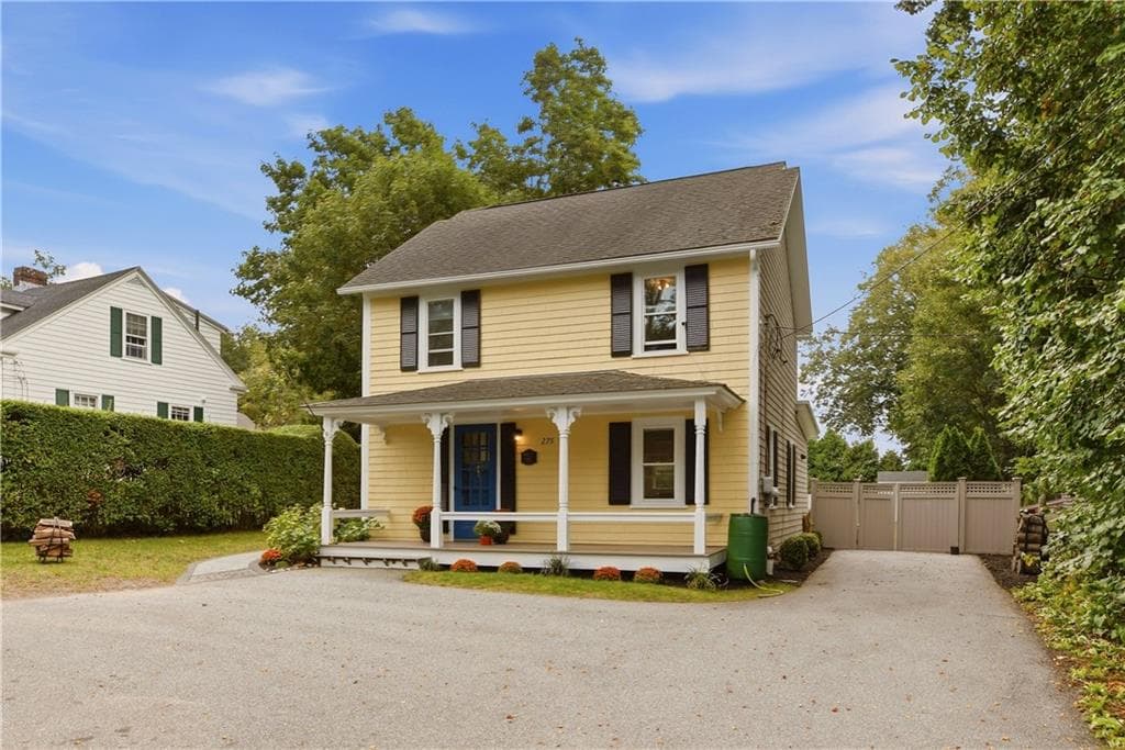 275 Green End Avenue