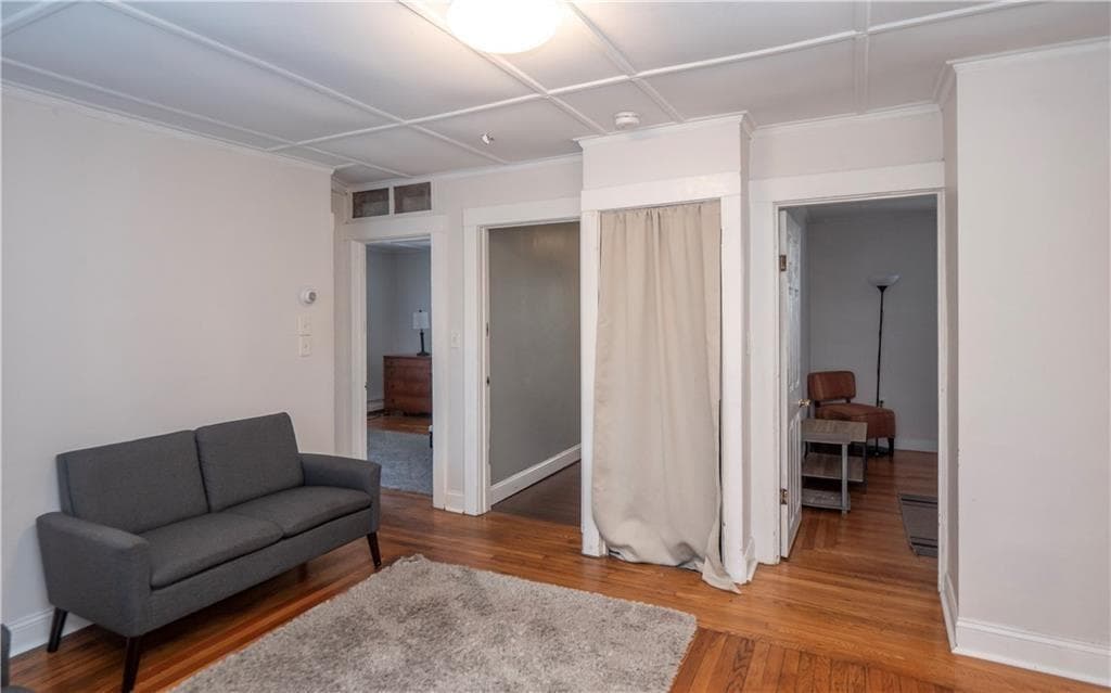 11 Young Street #1 - Photo 4