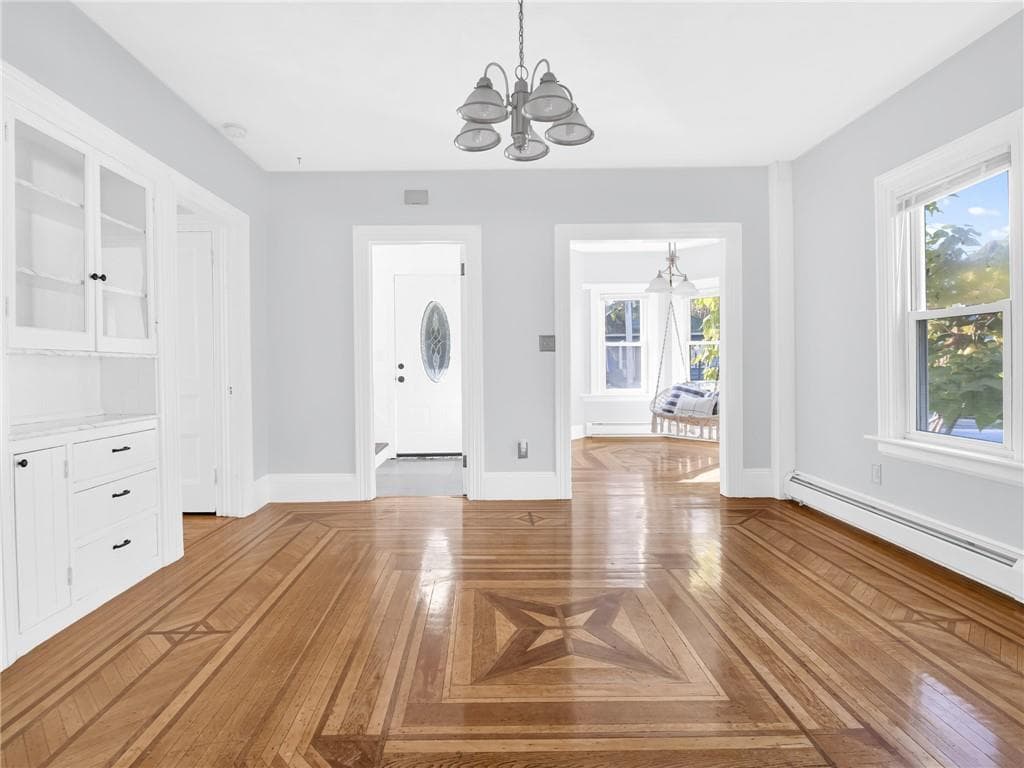143 Blackamore Avenue - Photo 5
