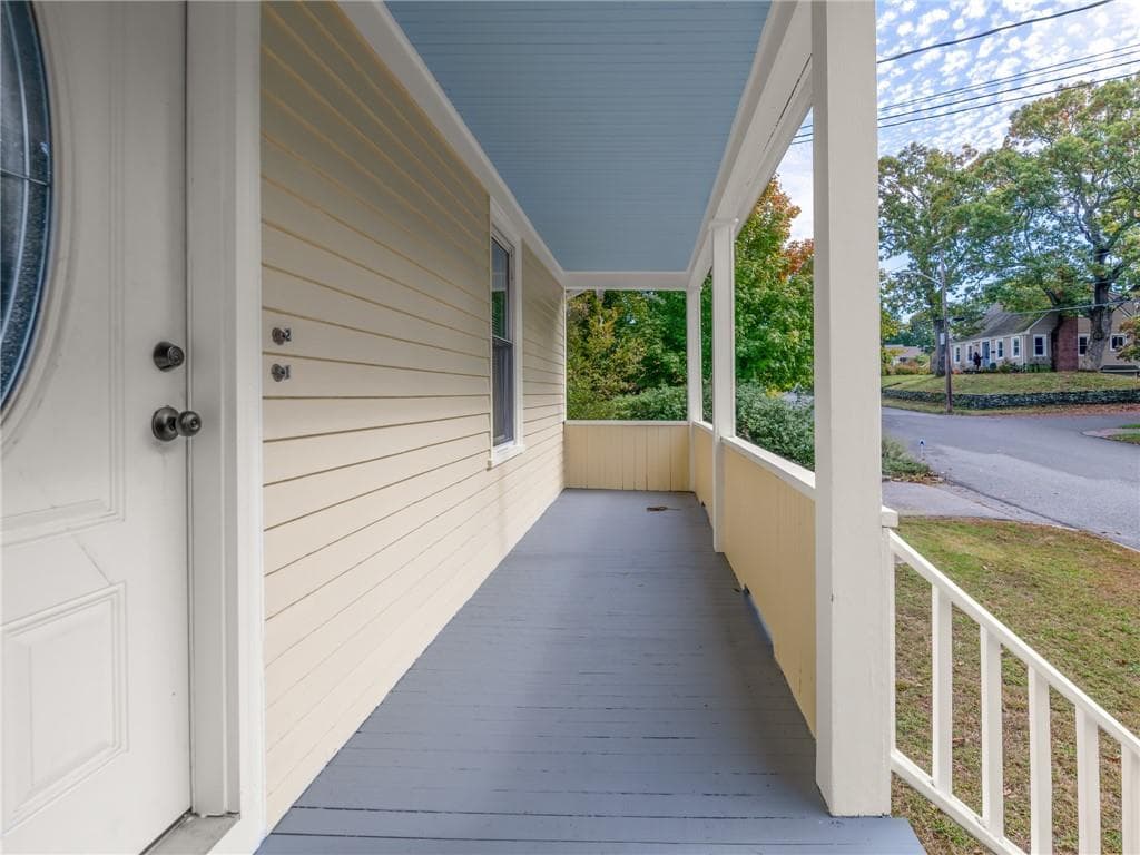 143 Blackamore Avenue - Photo 4