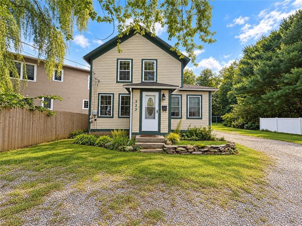 223 Harrisville Main Street - Photo 2
