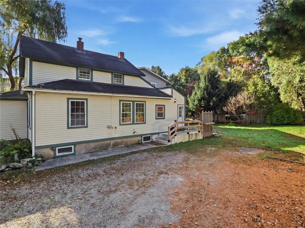223 Harrisville Main Street - Photo 4