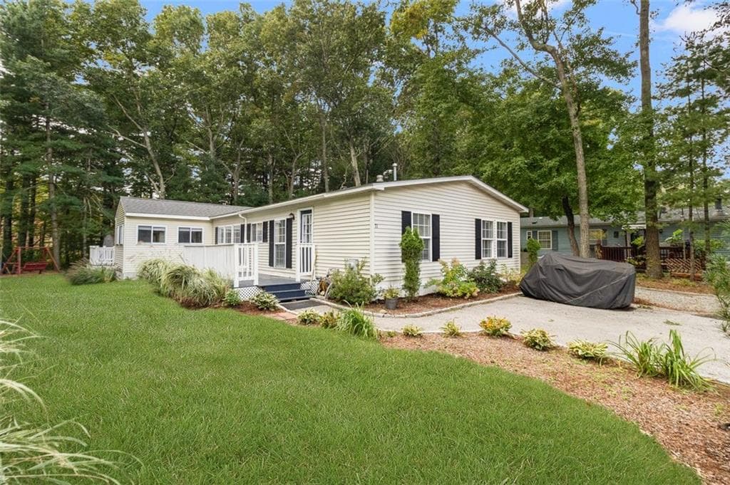 71 Lear Drive - Photo 2