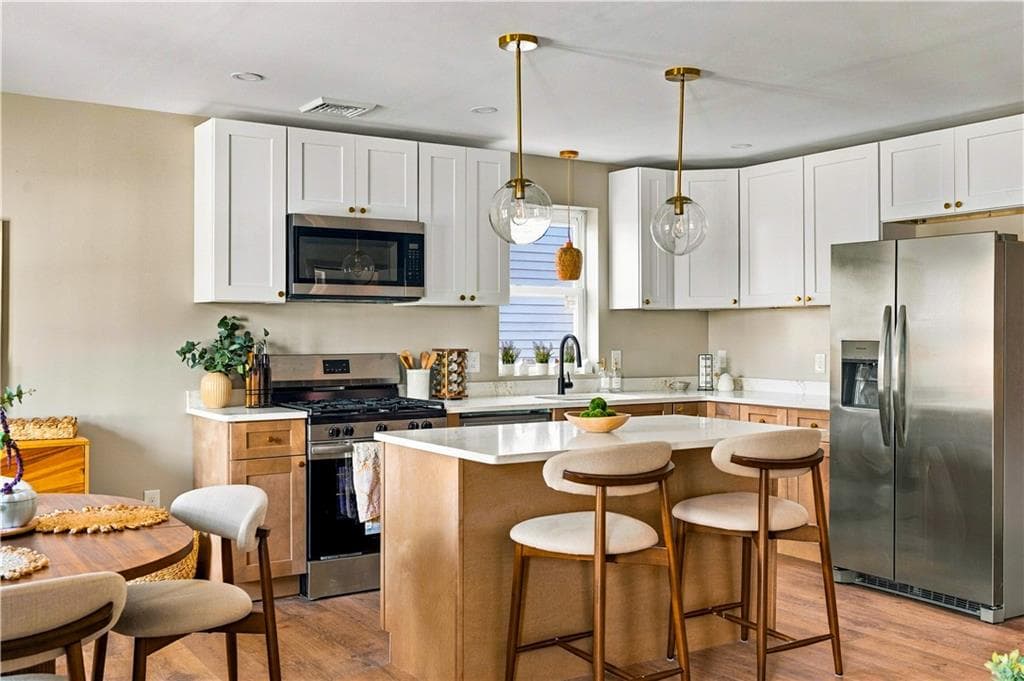796 Atwells Avenue - Photo 5