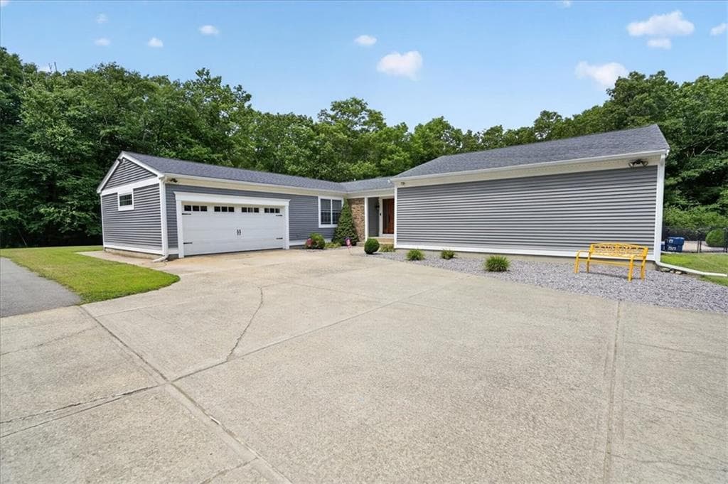 884 Reynolds Road - Photo 4