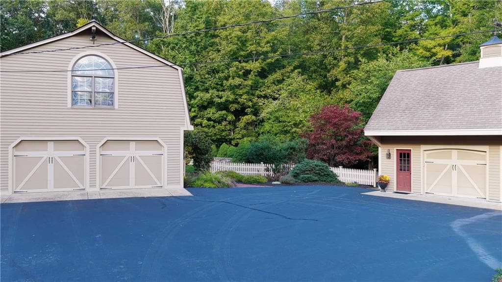 447 Fairview Avenue - Photo 4