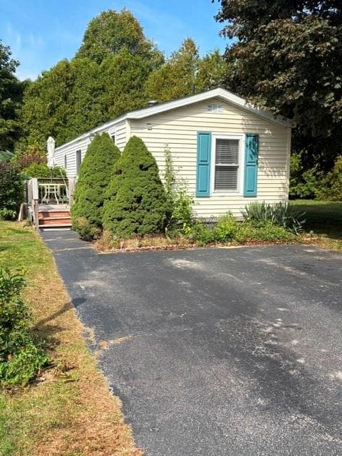 8 Lear Drive - Photo 3