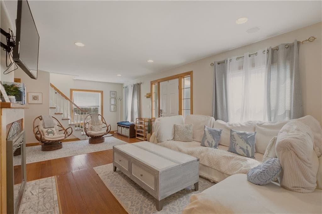 91 Easton Avenue - Photo 4