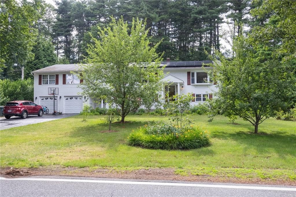 6 Orchard Avenue