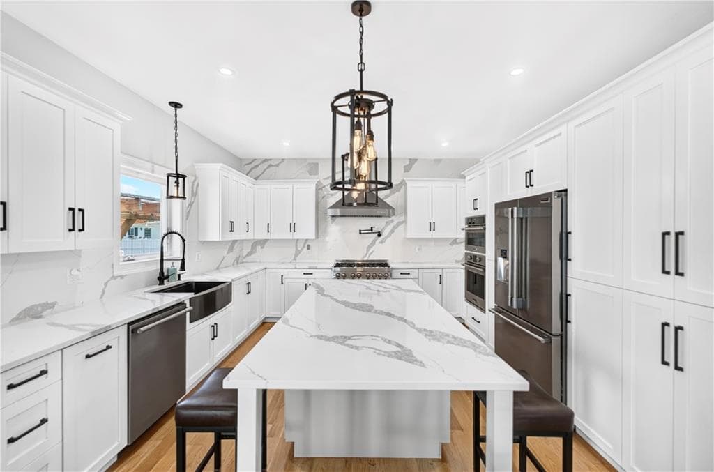 38 Burroughs Street - Photo 4