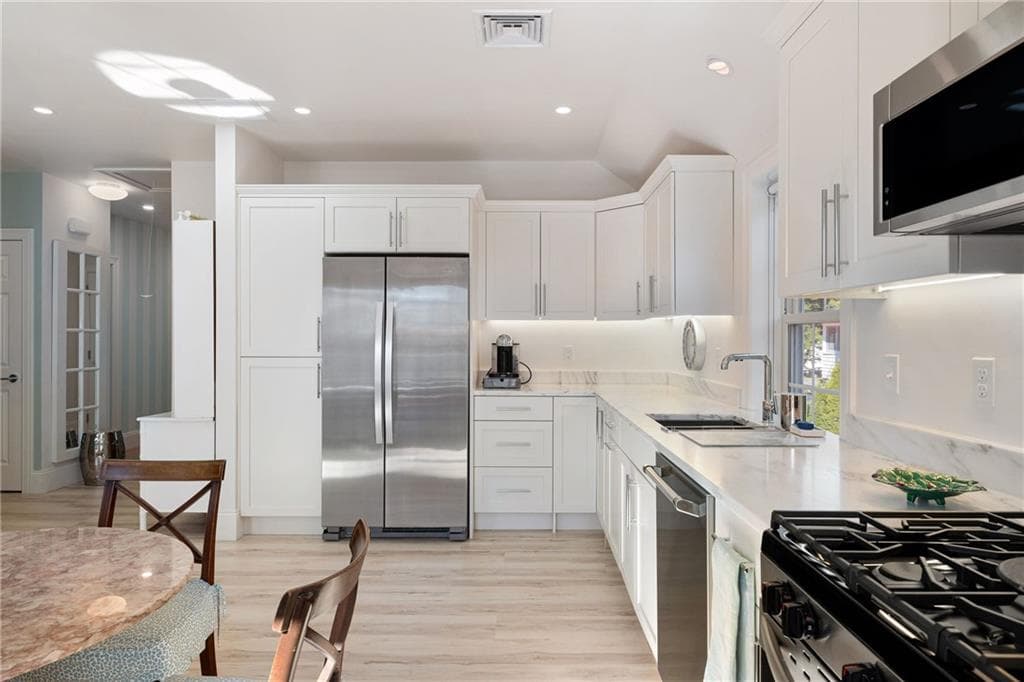 342 Boulevard Boulevard #2A - Photo 5