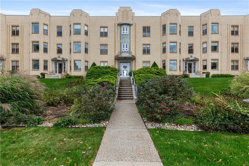 1180 Narragansett Boulevard #F2 - Photo 4