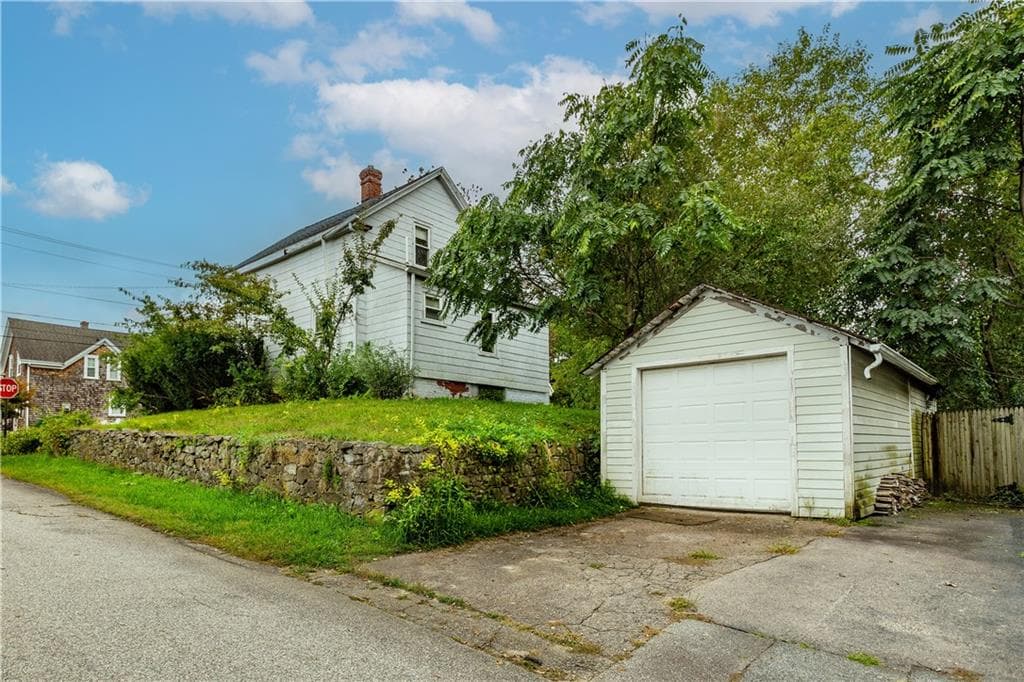 89 Jefferson Street - Photo 3