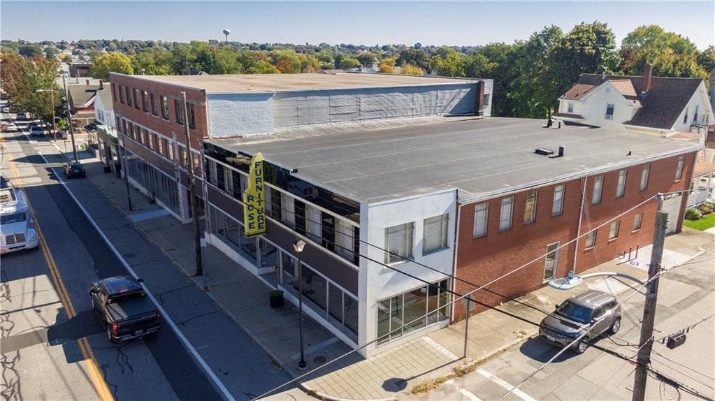 245 Warren Avenue - Photo 3