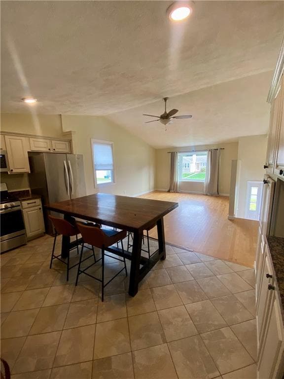 191 Armstrong Avenue - Photo 5