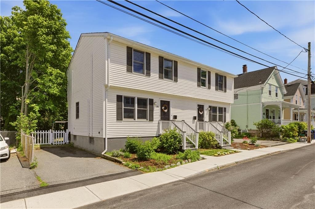 13 Tilley Avenue #B - Photo 2