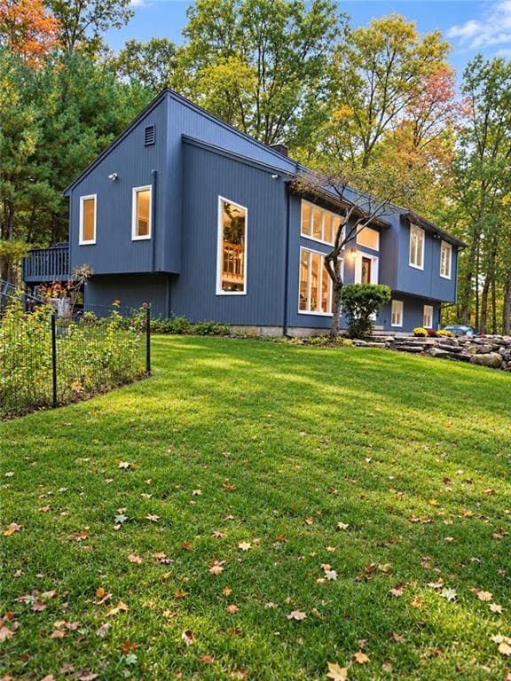 28 Hartford Pike - Photo 3
