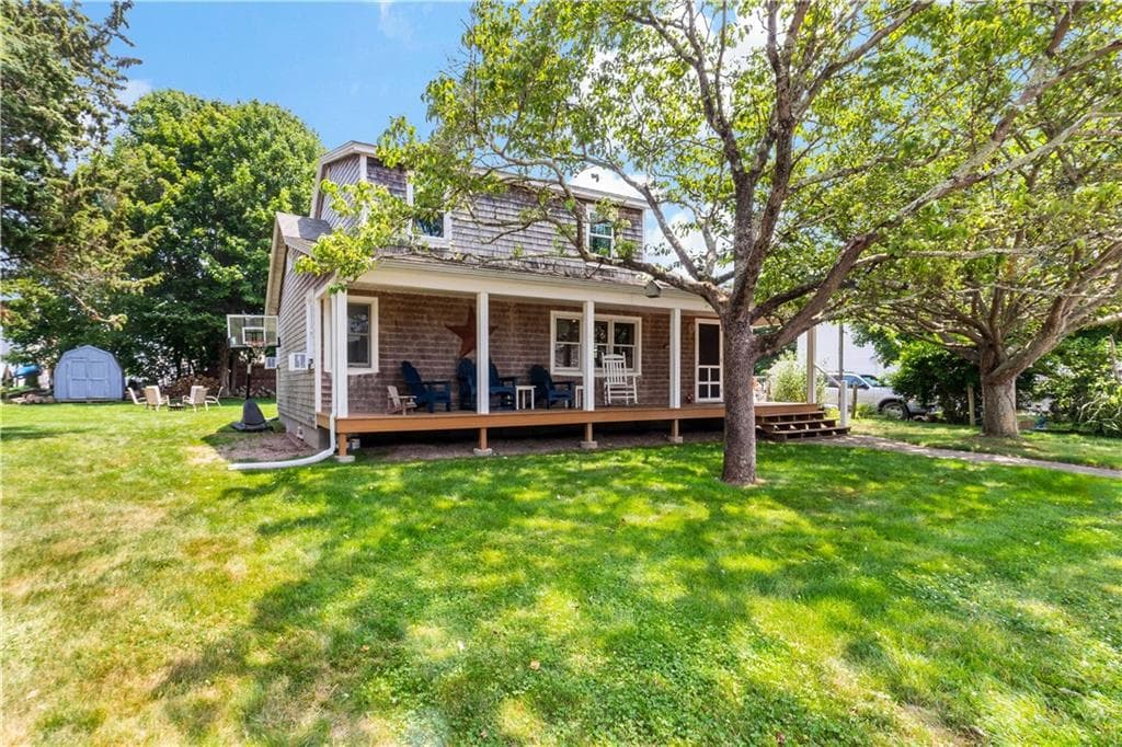 39 Salt Pond Way