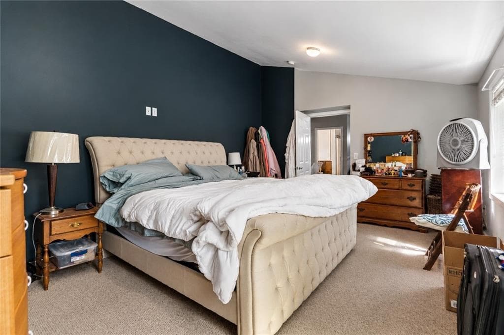 44 MAXWELL Drive - Photo 5