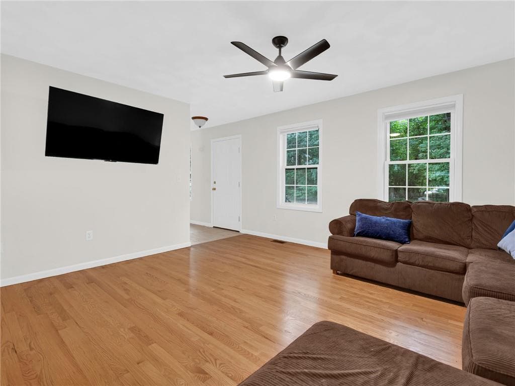 109 Pinnery Avenue - Photo 4