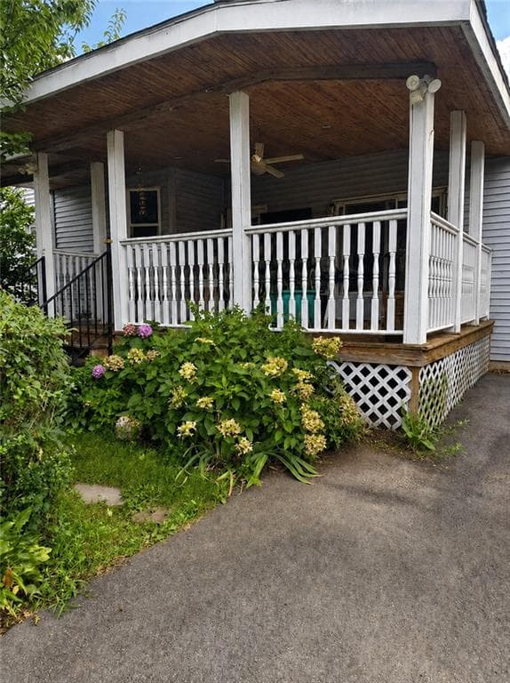 62 De Pinedo Street - Photo 3