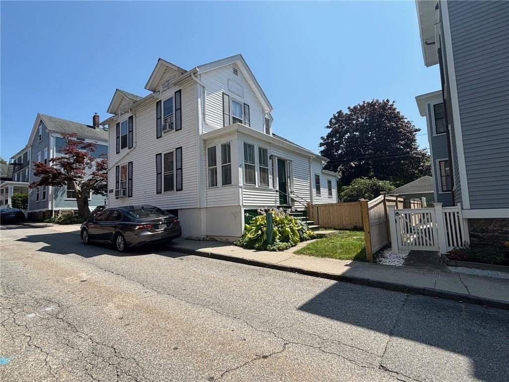 107 Prospect Hill Street #3 - Photo 2