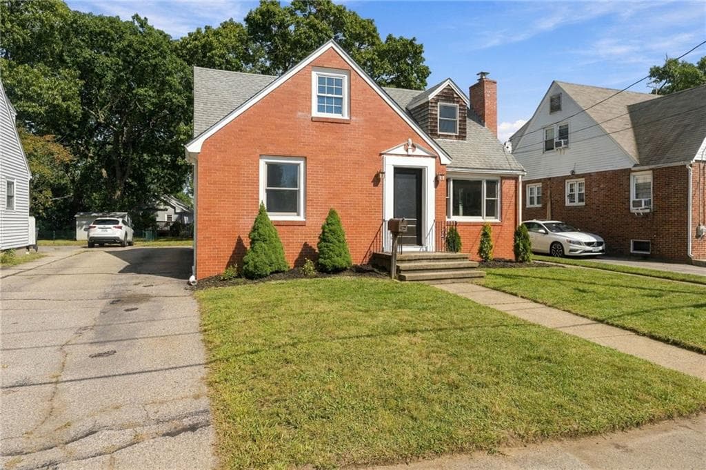 386 Norwood Avenue - Photo 2