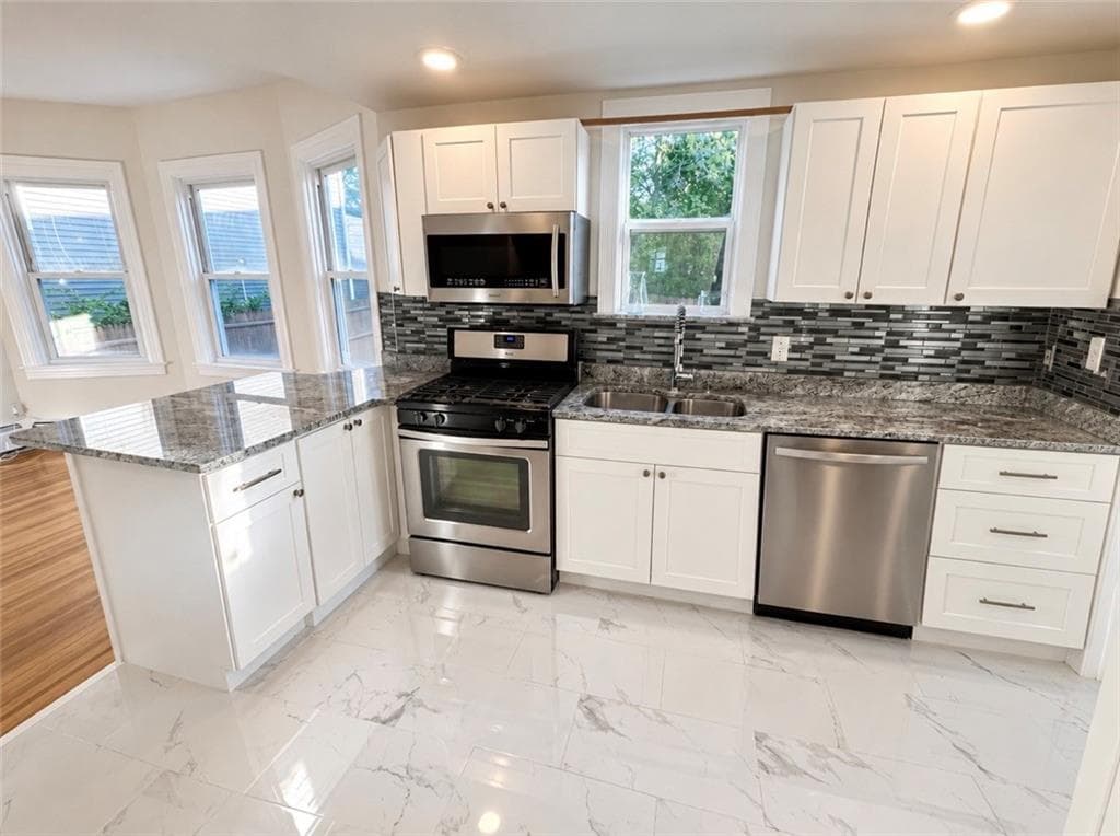 14 Yale Avenue - Photo 5