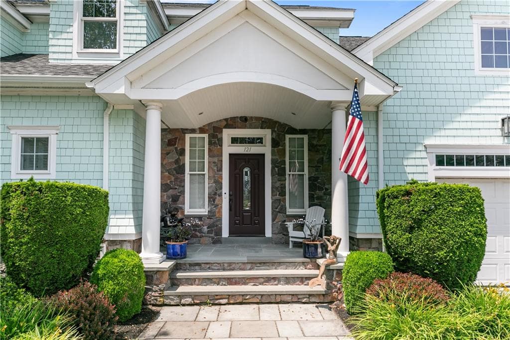 121 Seaside Drive - Photo 4