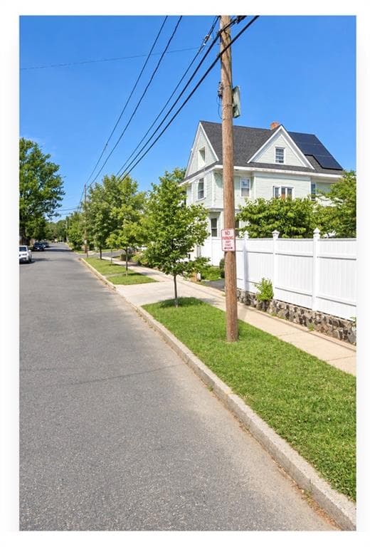 225 Massachusetts Avenue - Photo 2