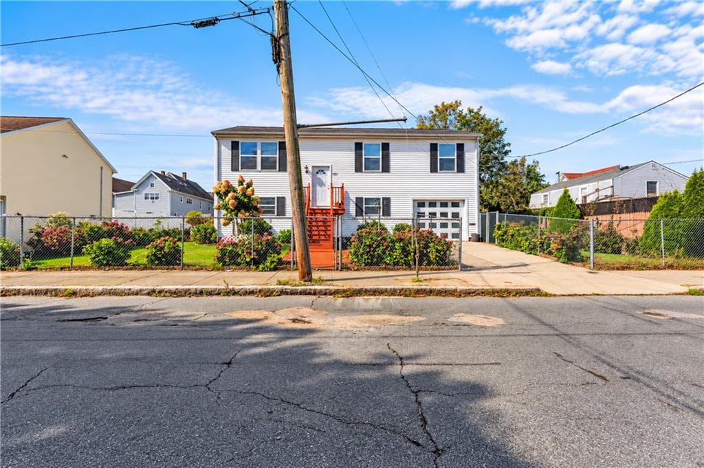 123 Acushnet Avenue - Photo 1