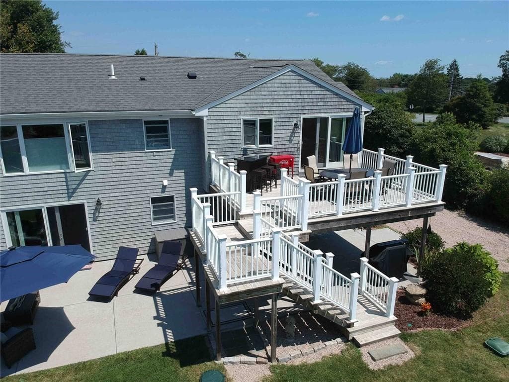 142 Blackberry Hill Drive - Photo 3
