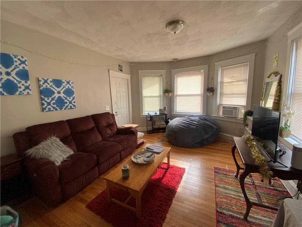15 Sparrow Street - Photo 3