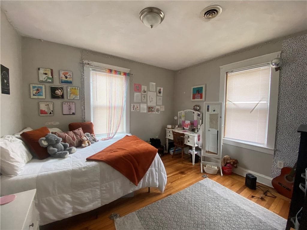 15 Sparrow Street - Photo 4