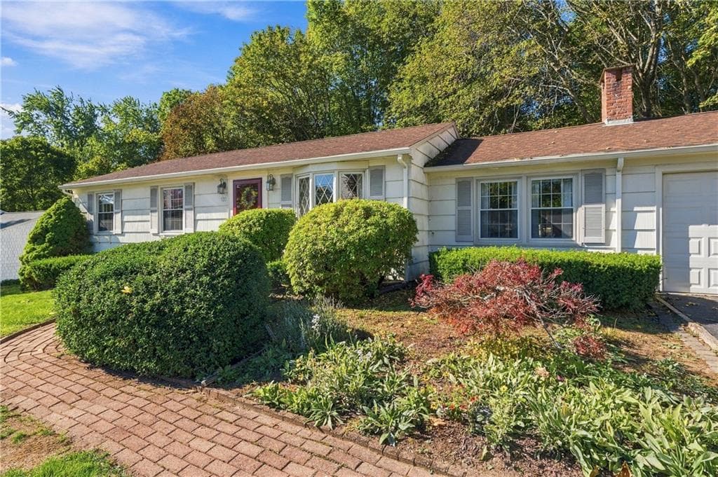 100 Sleepy Hollow Drive - Photo 2