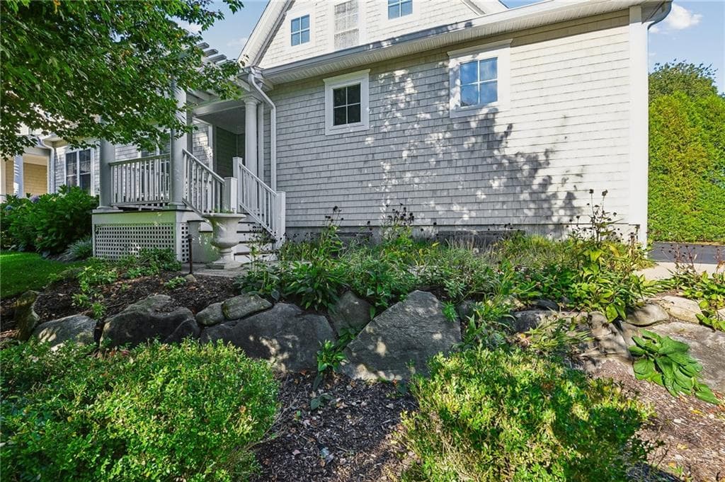 35 West Cove Drive #35 - Photo 2
