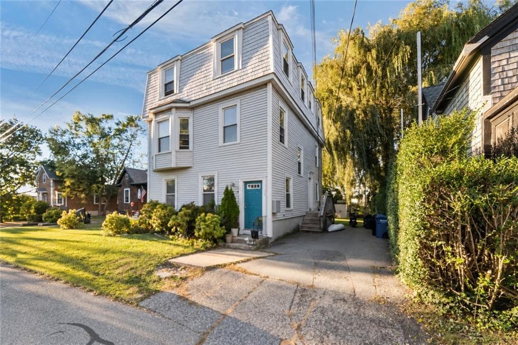 77 Garfield Street #1 - Photo 2