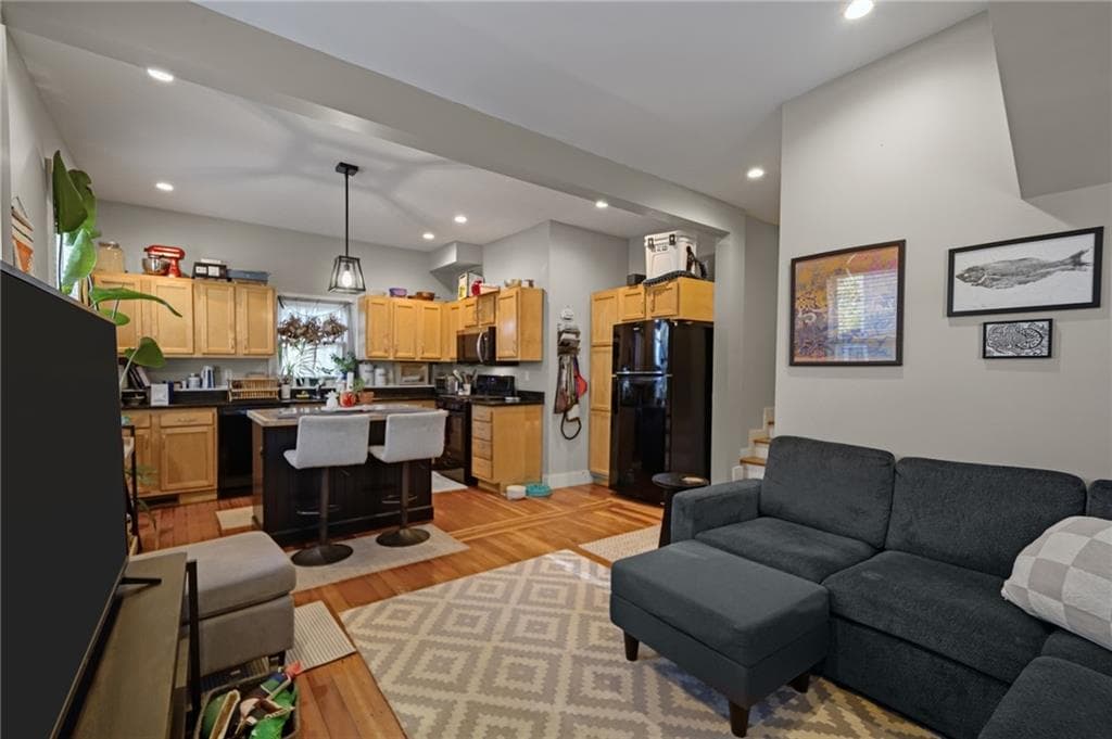 77 Garfield Street #1 - Photo 3