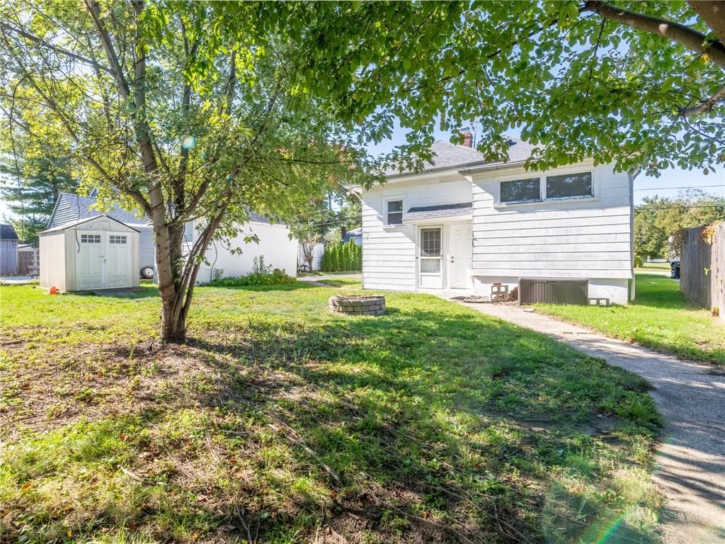 444 Harrington Avenue - Photo 3