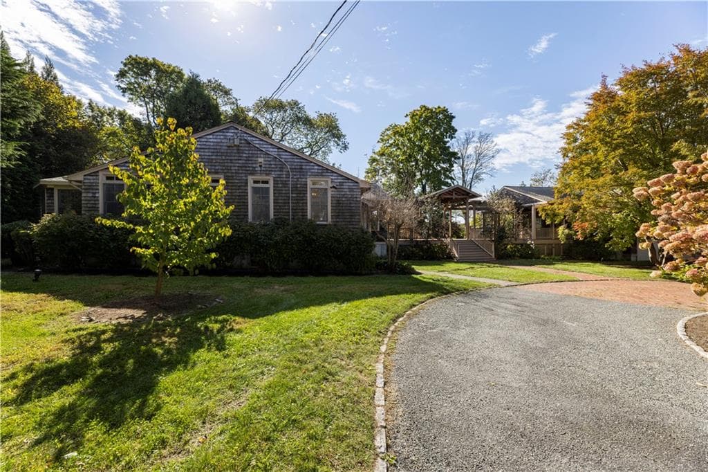 159 Longfellow Road - Photo 2