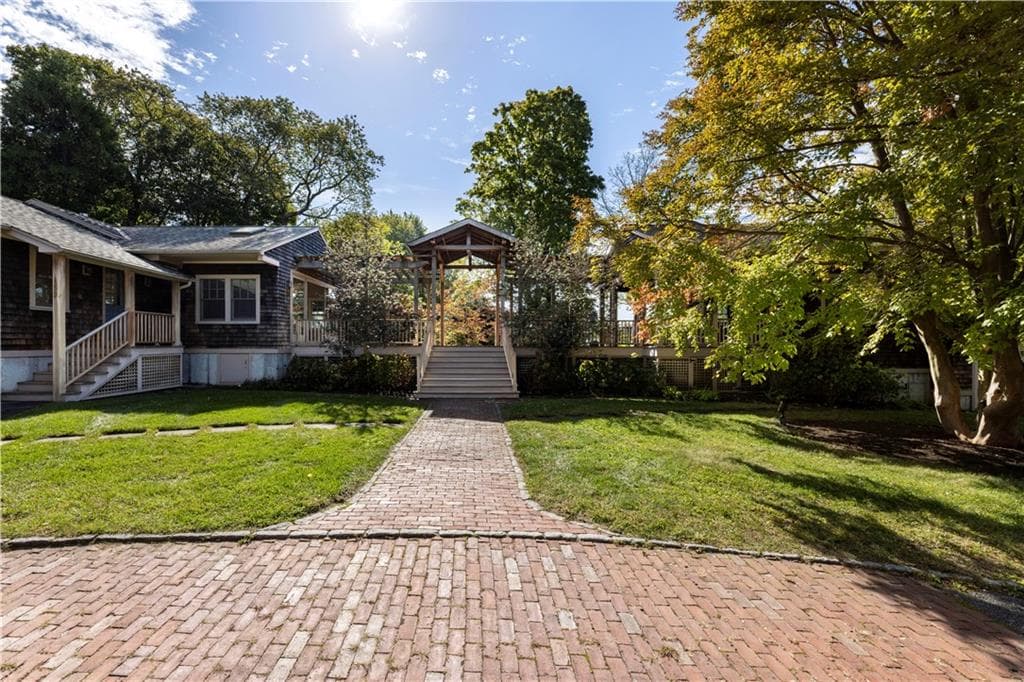 159 Longfellow Road - Photo 3